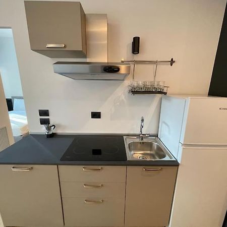 Bnb Capital Milano Central Station - Black Kültér fotó